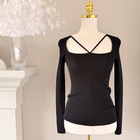 Elie Tahari Ribbed Sweater in Black, Sz S - Picture 1 of 10